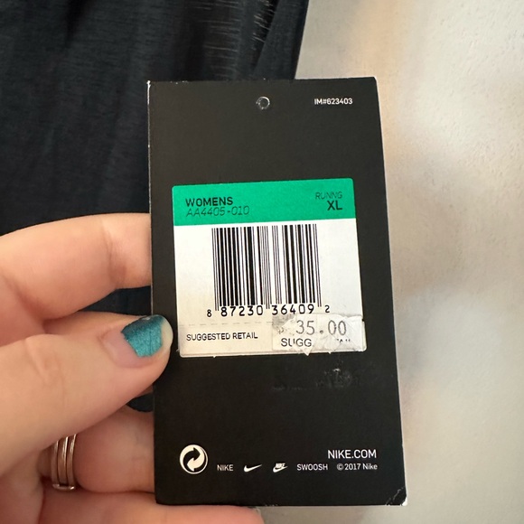 Nike | Razor Back Sheer Tank - Picture 5 of 8